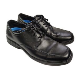 SKECHERS Memory Foam 9.5 Men’s Black Leather Lace Up Shoes Relaxed Fit Comfort